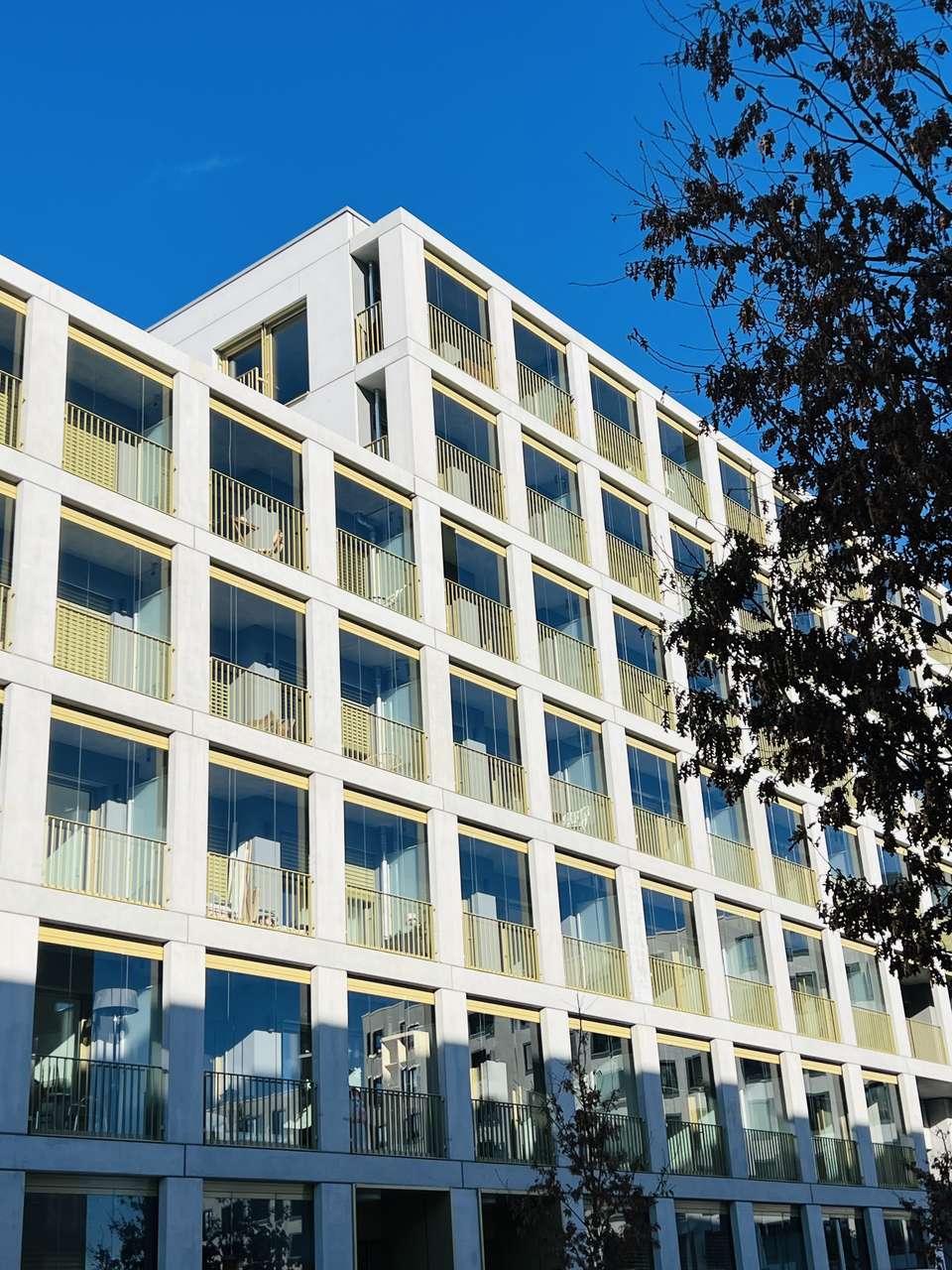 Großzügige, sonnige 2-Zimmer-Wohnung München-Pasing Großzügige, sonnige 2-Zimmer-Wohnung München-Pasing